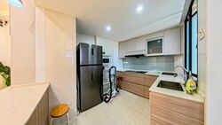 Simsville (D14), Condominium #580817751